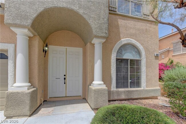 Building Photo - 5862 Bluthe Bridge Ave