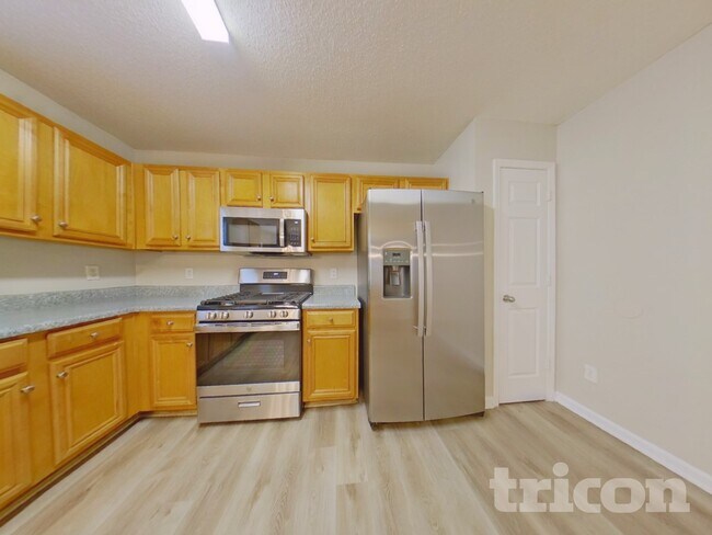 Foto del edificio - 5006 Serenity Point Ln