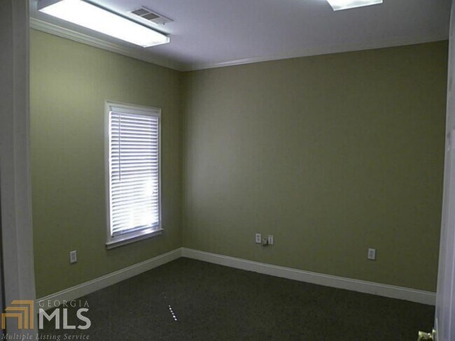 Foto del edificio - 3477 Lawrenceville-Suwanee Rd