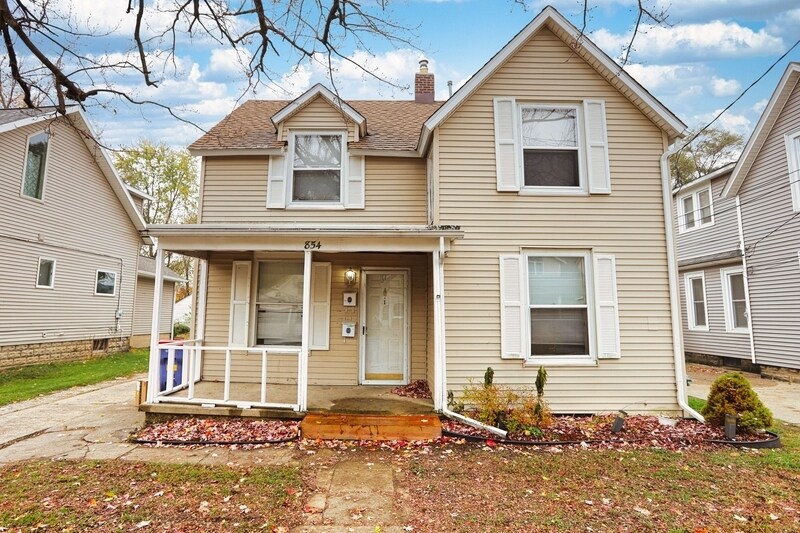 Foto principal - 854 Crosby St NW