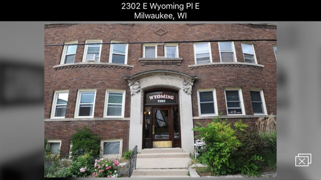 Foto principal - 2302 E Wyoming Pl