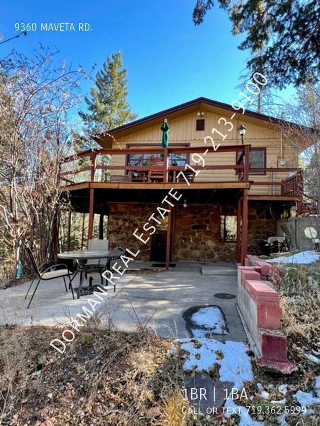 Foto principal - HUGE 1 Bedroom, 1 bath Cabin in beautiful ...