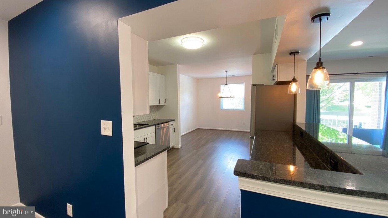 2 Ballycruy Ct Unit 201, Timonium, MD 21093 Room for Rent in Timonium