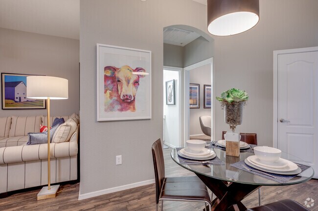 2BR, 2BA - 851 SF - Ascent North Scottsdale