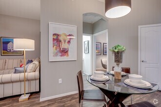 2BR, 2BA - 851 SF - Ascent North Scottsdale