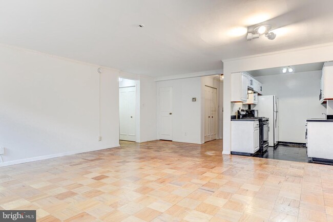 Building Photo - 1601 18th St NW