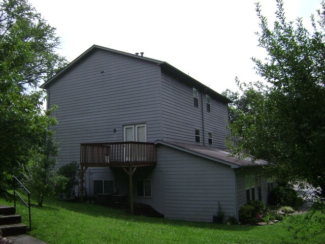Foto del edificio - 2928 Campground Way
