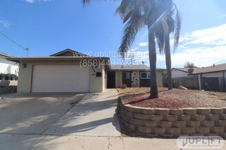 Building Photo - 4924 Verde Dr