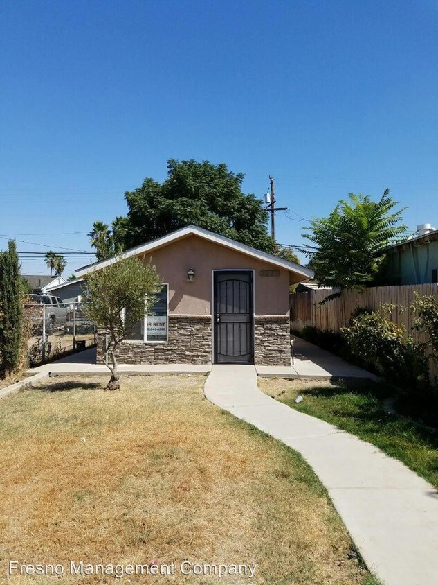 Primary Photo - 7226 N San Pablo Ave