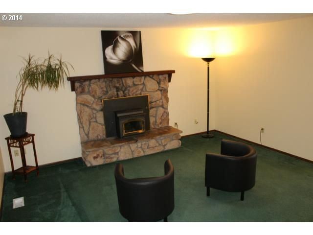 Building Photo - 3 br, 2 bath House - 1515 Bond St