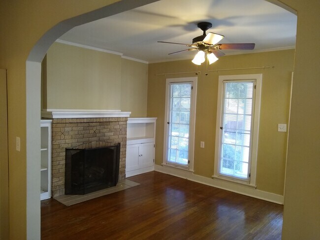 Living Room - 1353 E Elizabeth St