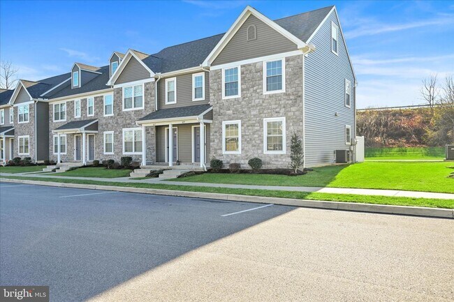 Foto del edificio - 625 Byler Cir