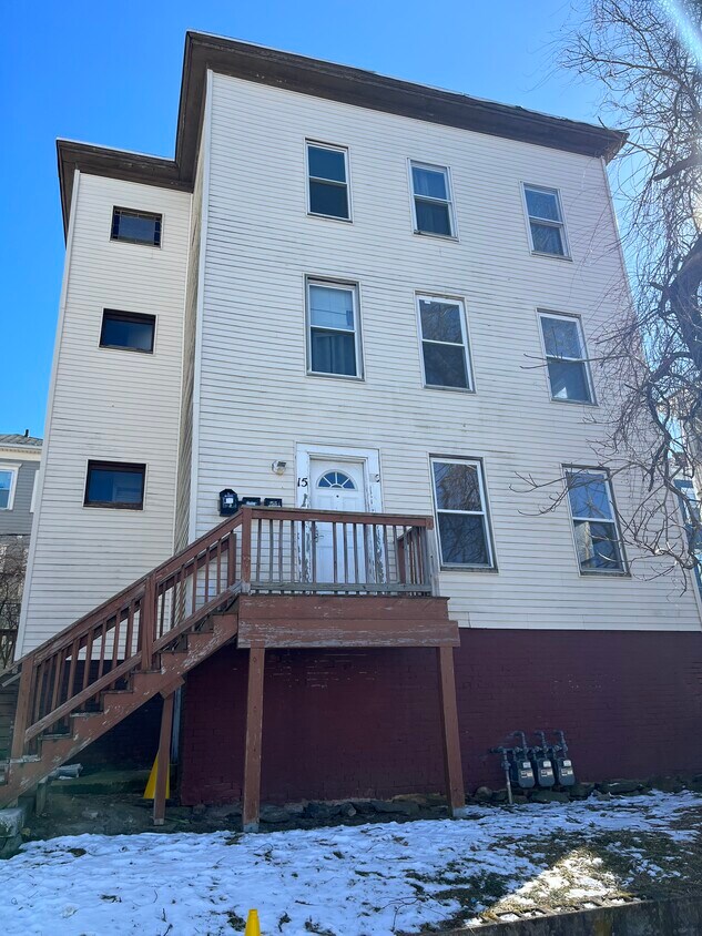 Primary Photo - 15 Blake St