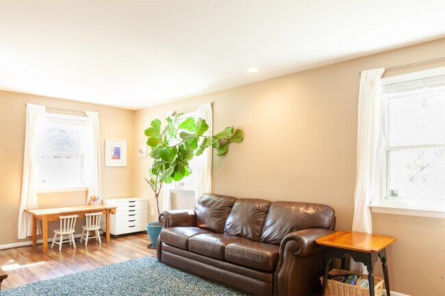 Foto del edificio - 3020 Southern Elm Ct