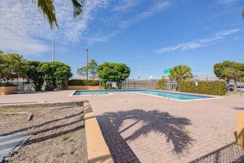 Foto del edificio - 5705 W 20th Ave