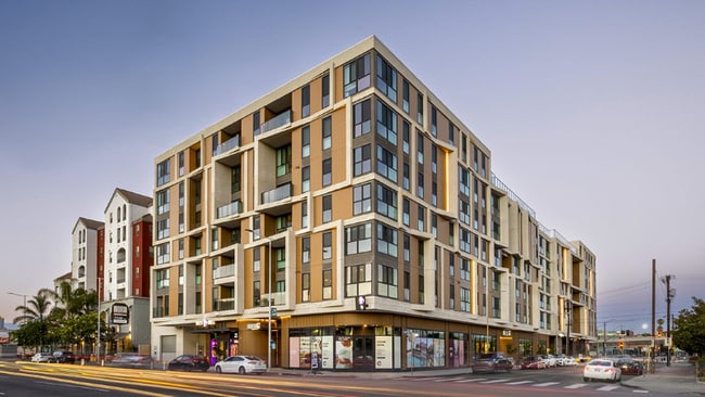 Foto del edificio - 2722 S Figueroa St