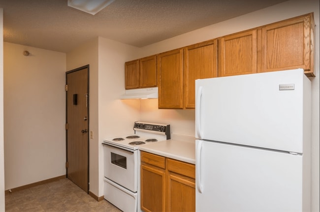 Building Photo - Hillview Apartments