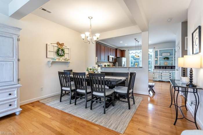 Foto principal - 509 Fleming Way