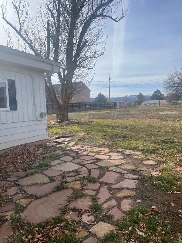 Building Photo - 743 Belden Ln