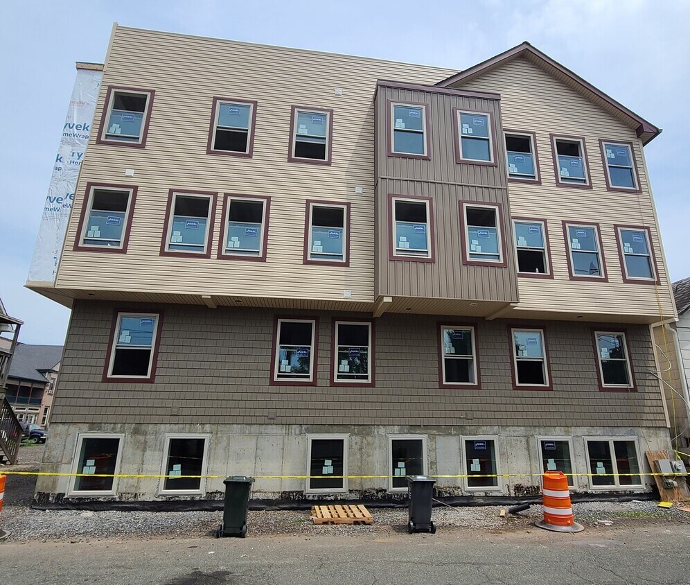 Building Photo - 25 S 2nd Street