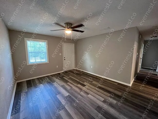 Foto del edificio - 5500 Parker St