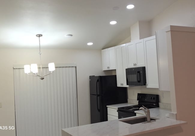 Foto del edificio - 12240 Eastcove Dr