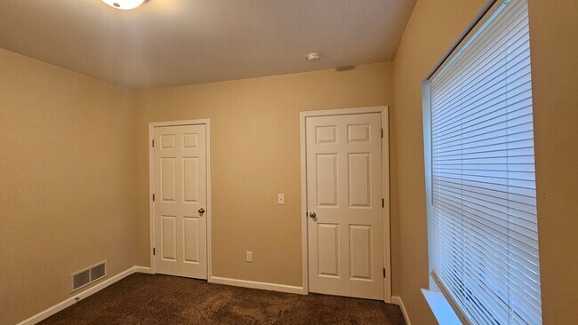 Foto del edificio - 11 S Summit St