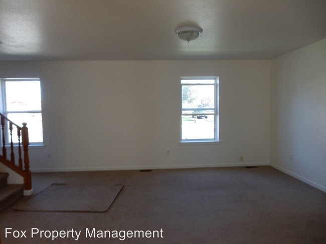 Building Photo - 3 br, 2 bath House - 1045 Pratt St
