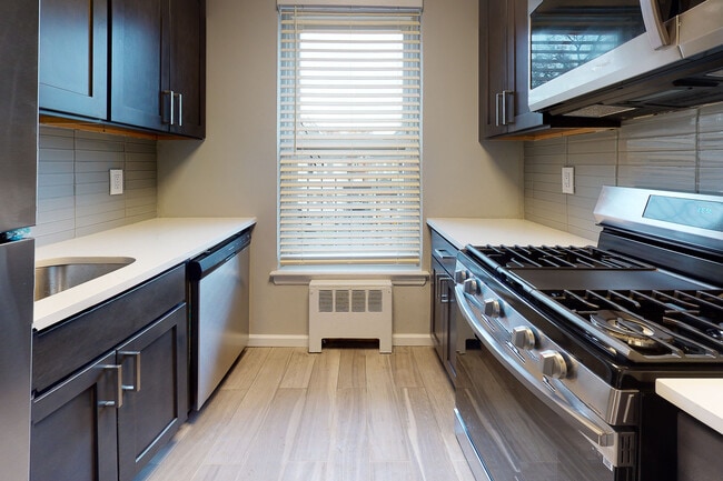 Building Photo - Watson Apartments