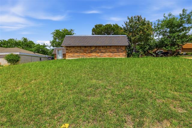 Building Photo - 6811 Trail Lake Dr