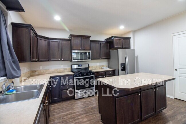 Building Photo - 20278 Knightsbridge Pl