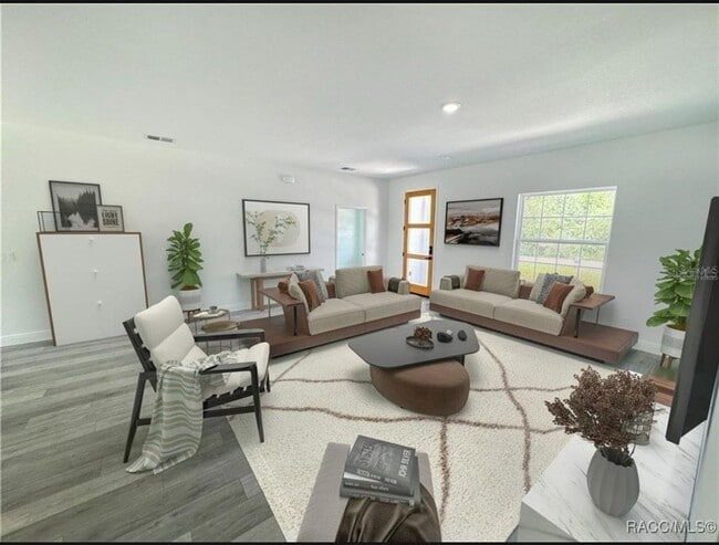 Building Photo - 8908 N Gilovu Dr