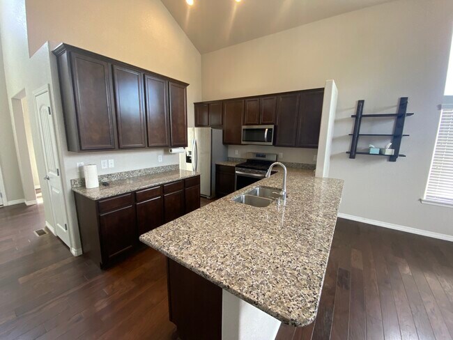 Building Photo - 6834 Mandan Dr