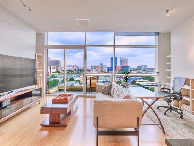 Foto del edificio - 555 E 5th St.