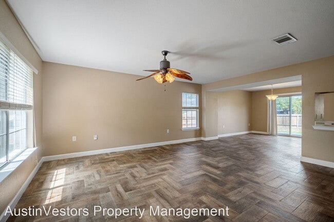 Building Photo - 3 br, 2.5 bath House - 7540 Springtime Trl