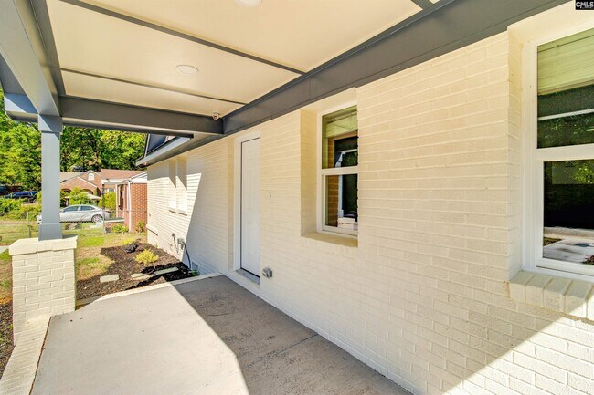 Foto del edificio - 2327 Willow St