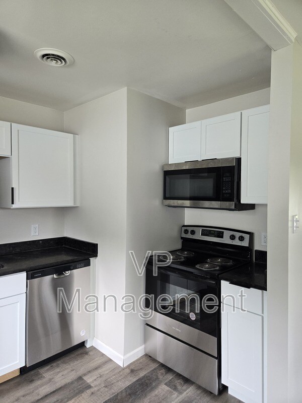 Foto del edificio - 7425 Oak St
