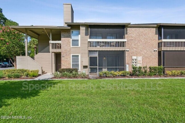 Foto del edificio - 10200 Belle Rive Blvd