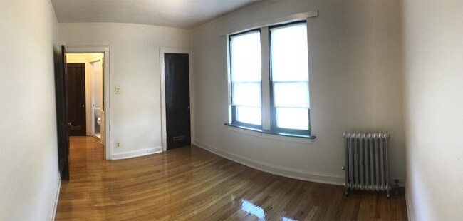 Foto del edificio - 1523 W 89th St