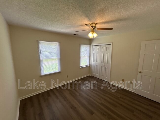 Building Photo - 4709 Grassy Creek Rd