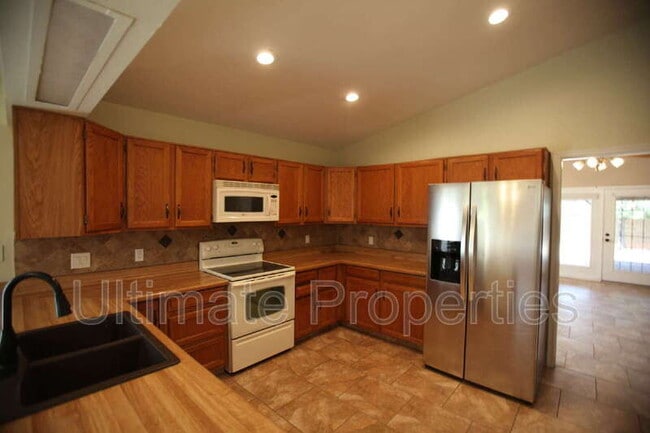 Building Photo - 4407 W Kimberly Way