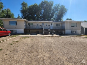 Building Photo - 208 11th St