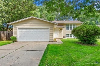 Building Photo - 485 N Airlite St