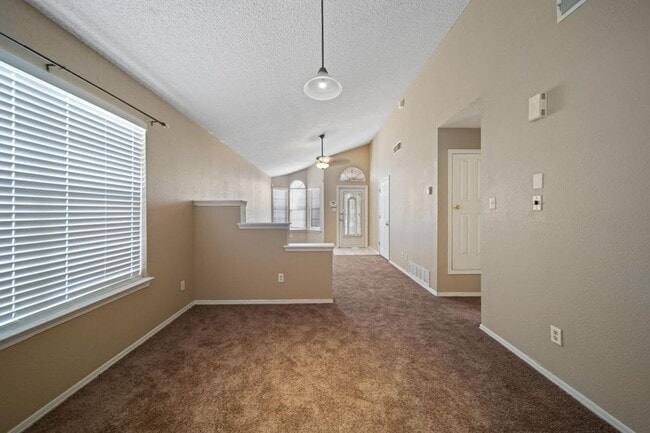 Foto del edificio - Adorable 2 bedroom, 2 bath home in East  El Paso!