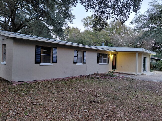 Building Photo - 3550 Raines St