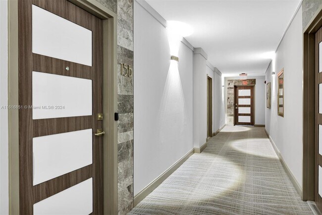 Foto del edificio - 2701 N Ocean Blvd