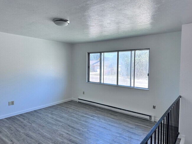 Building Photo - Nice Duplex in Vernal