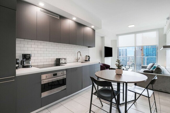 Building Photo - 227 NE 2nd St