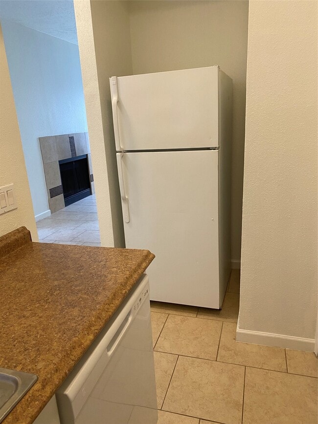 Foto del edificio - 2021 Spenwick Dr