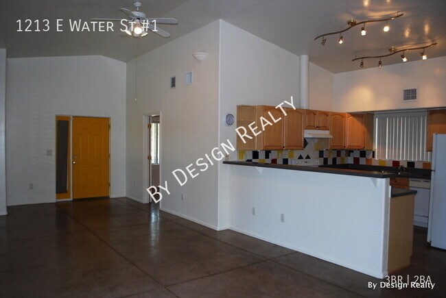 Foto del edificio - Mountain Ave 3 Bed 2 Bath Home - Contempor...